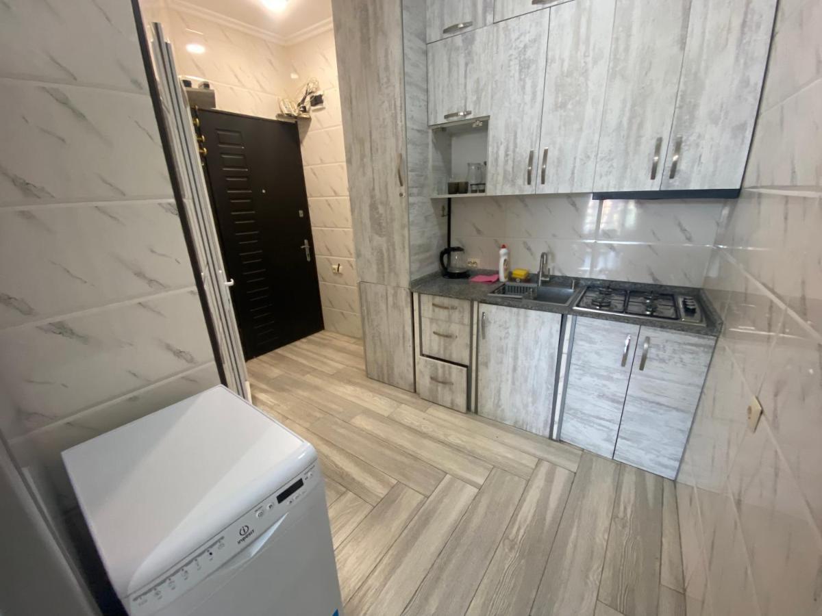 Apartment - Nino Batumi Esterno foto