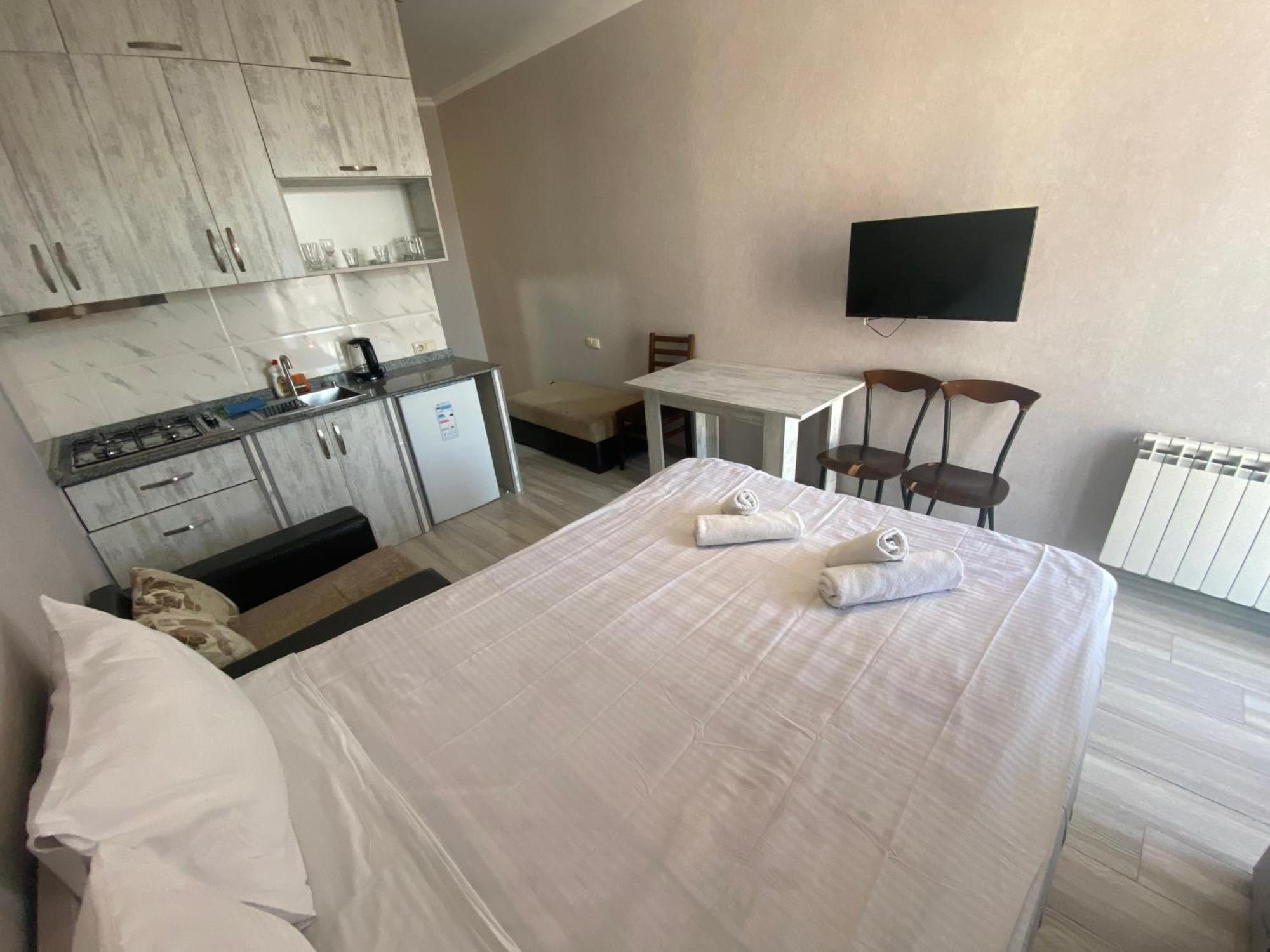 Apartment - Nino Batumi Esterno foto