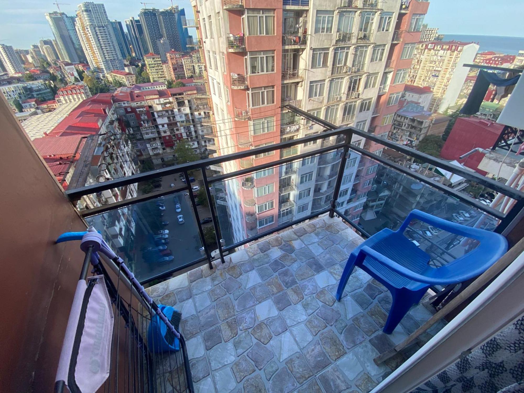 Apartment - Nino Batumi Esterno foto